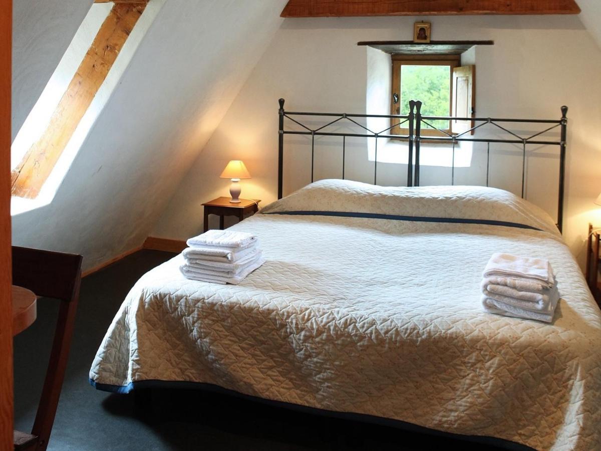 Chambres D'Hotes Avec Piscine La Rossillonie Beynac-et-Cazenac Rum bild