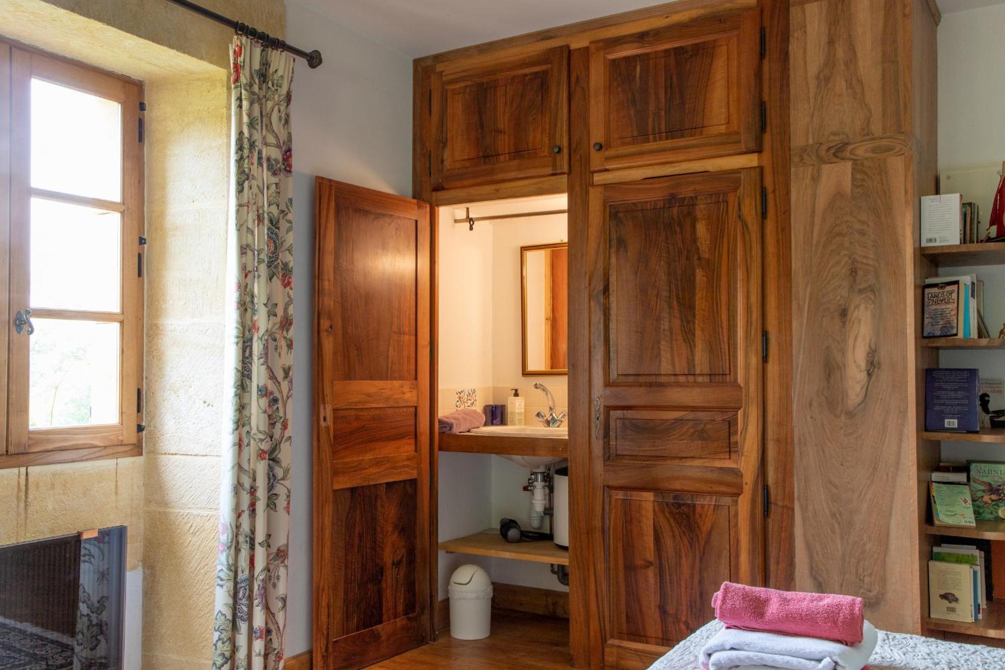 Chambres D'Hotes Avec Piscine La Rossillonie Beynac-et-Cazenac Rum bild